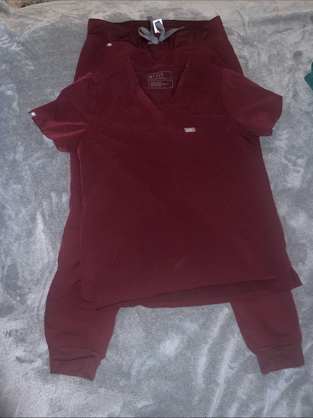 Figs Kids V-Neck Top and Pants Set in Burgundy